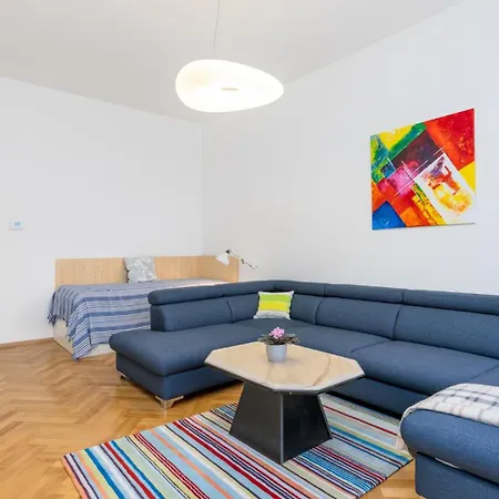 Palisady Charm - Stylish High Ceiling, Downtown, Parking Appartamento Bratislava